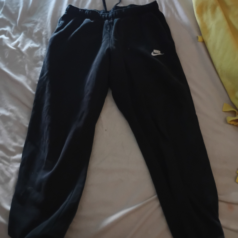 Nike Men's Dark Joggers with Logo